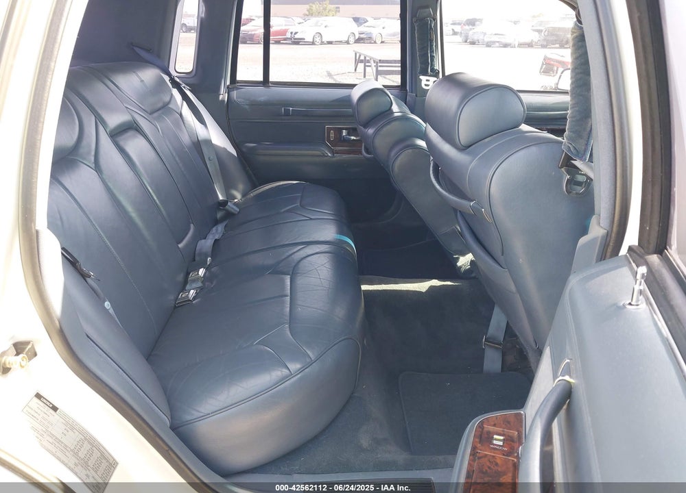 1991 LINCOLN TOWN CAR SIGNATURE VIN: 1LNCM82W4MY780461