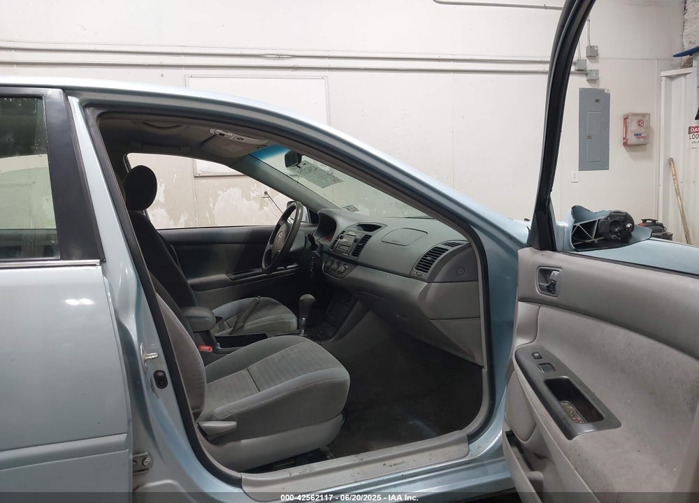 2006 TOYOTA CAMRY LE VIN: 4T1BE32K56U681683