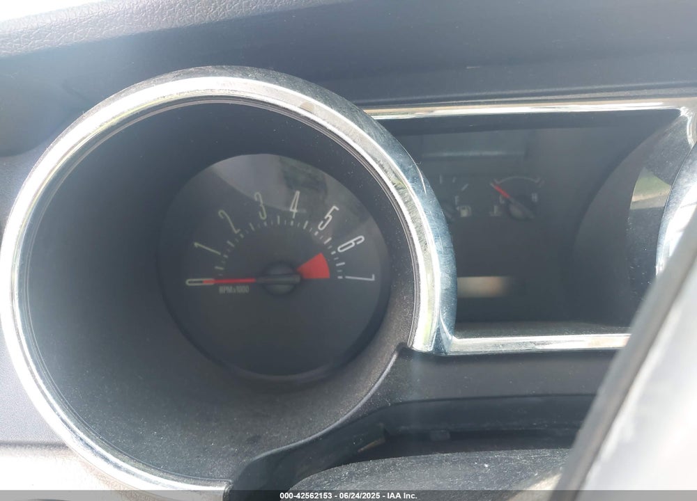 2007 FORD MUSTANG V6 DELUXE/V6 PREMIUM VIN: 1ZVFT80N975329804