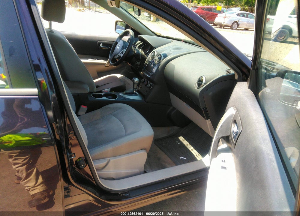 2015 NISSAN ROGUE SELECT VIN: JN8AS5MV2FW761303