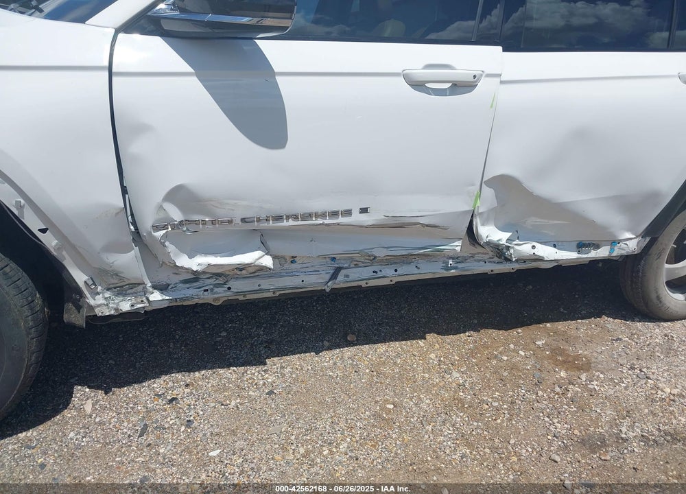 2022 JEEP GRAND CHEROKEE L VIN: 1C4RJKBG0N8581485