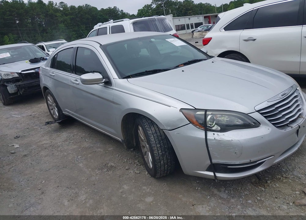 2011 CHRYSLER 200 TOURING VIN: 1C3BC1FB5BN545815