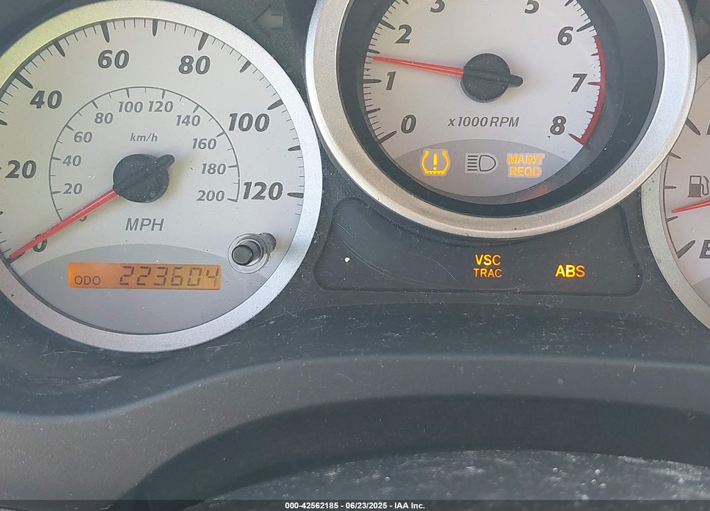 2004 TOYOTA RAV4 VIN: JTEHD20V240015888