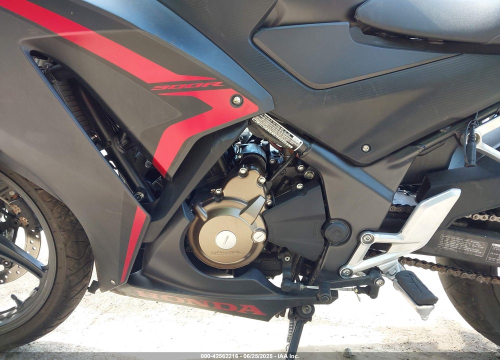 2022 HONDA CBR300 RA VIN: MLHNC5151N5800057
