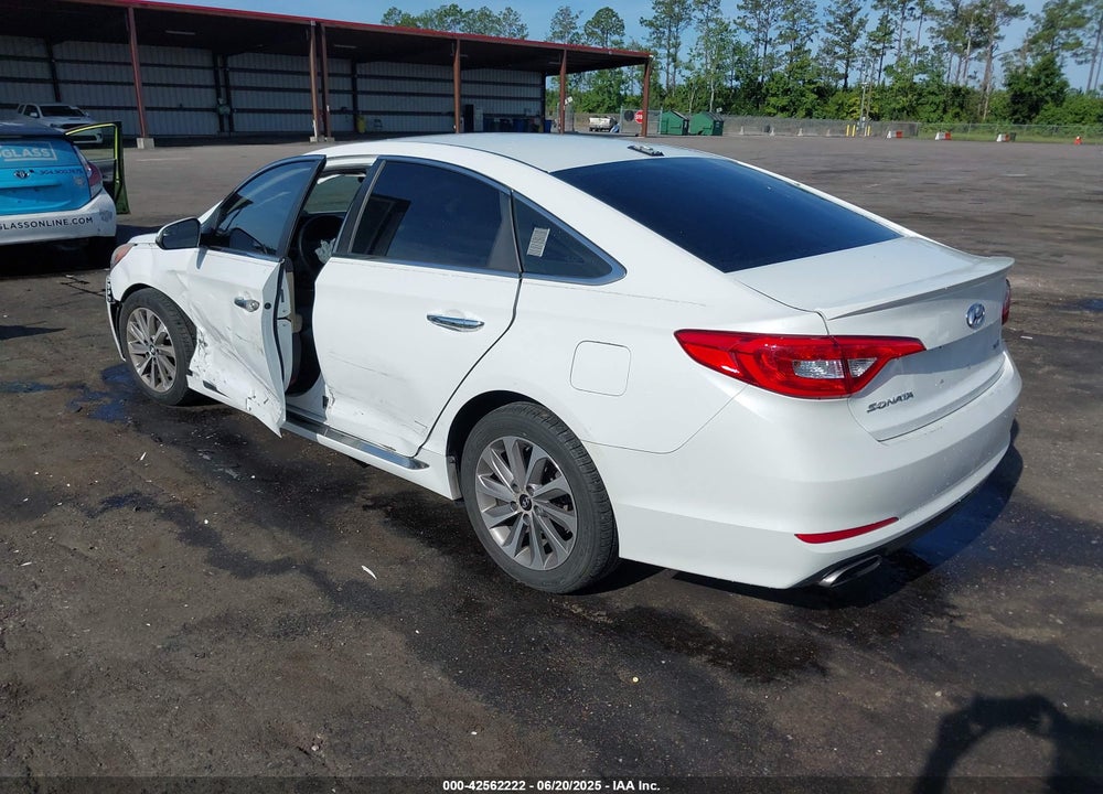 2015 HYUNDAI SONATA VIN: 5NPE34AF6FH104267