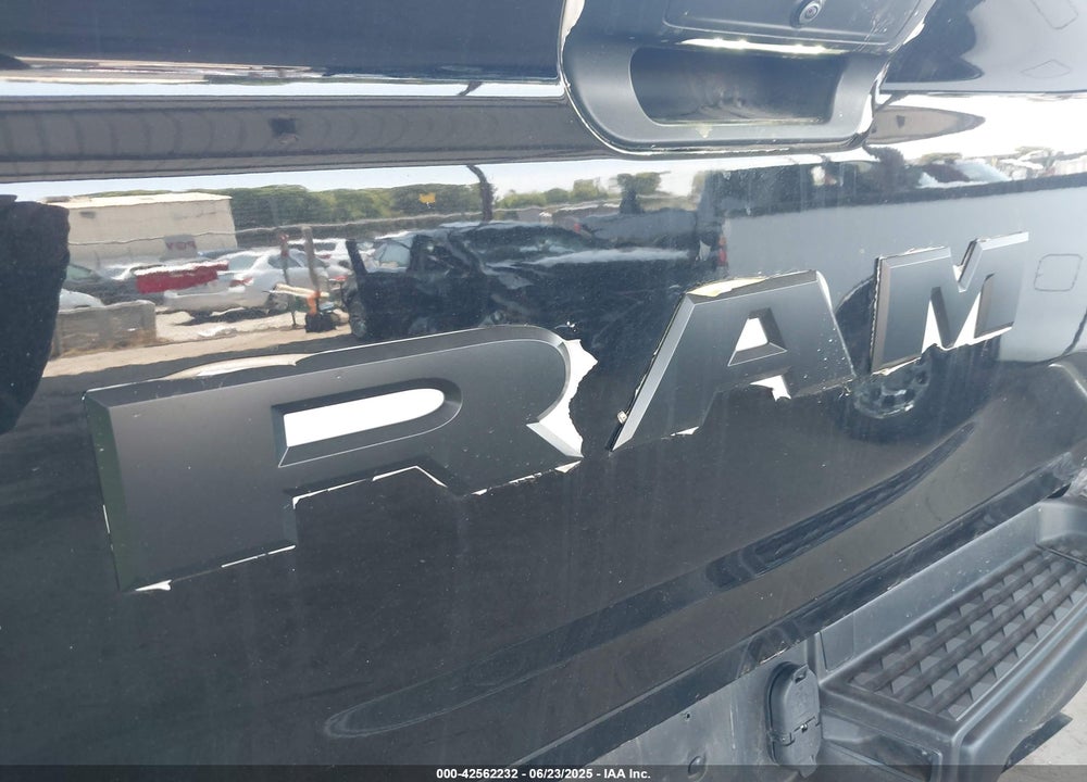 2022 RAM 1500 VIN: 1C6SRFU90NN369047