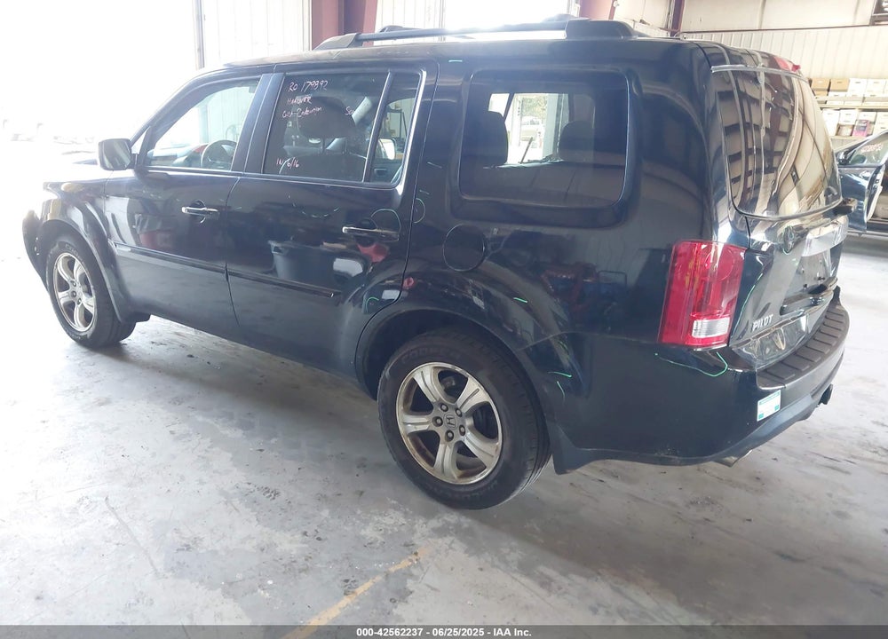2015 HONDA PILOT EX-L VIN: 5FNYF4H61FB001752