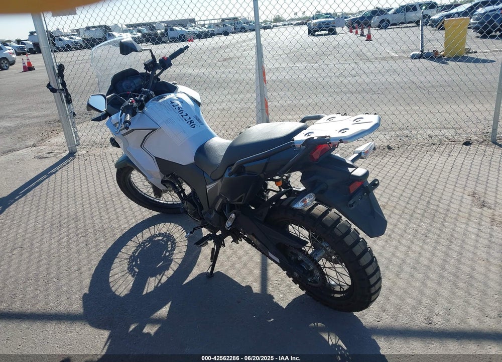 2020 KAWASAKI KLE300 B VIN: JKALE8B15LDA02842