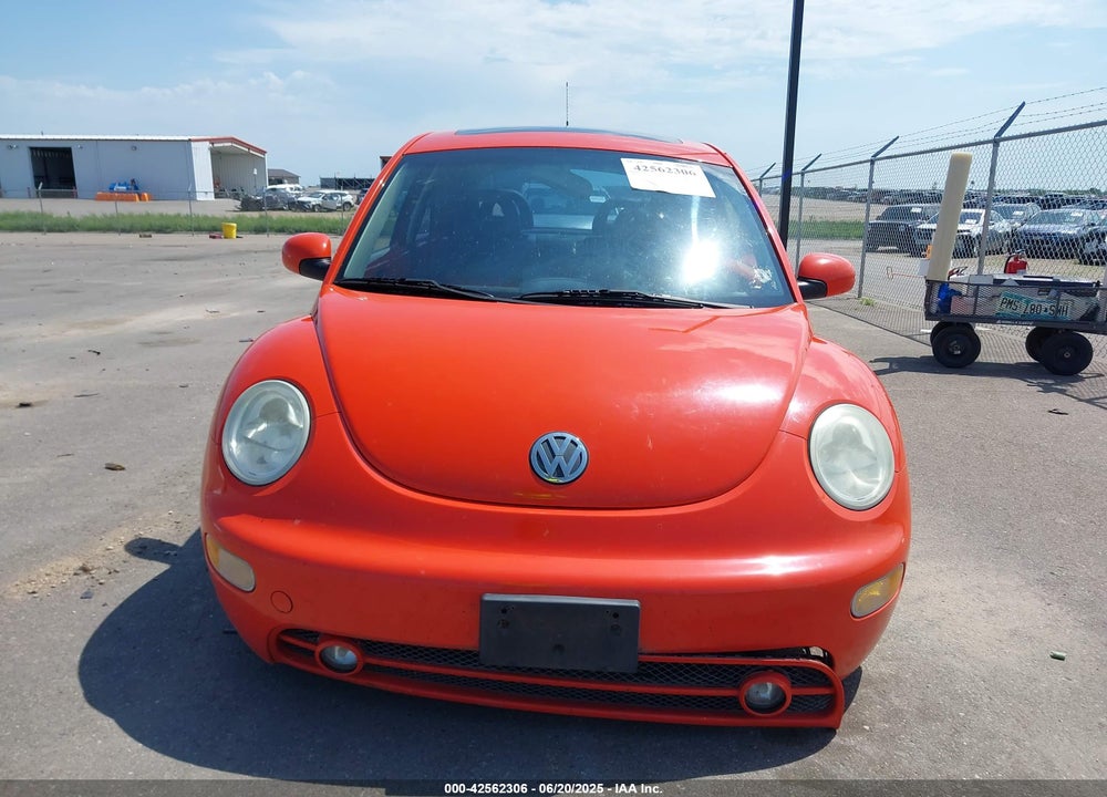 2002 VOLKSWAGEN NEW BEETLE GLS 1.8L TURBO VIN: 3VWCD21C42M423232