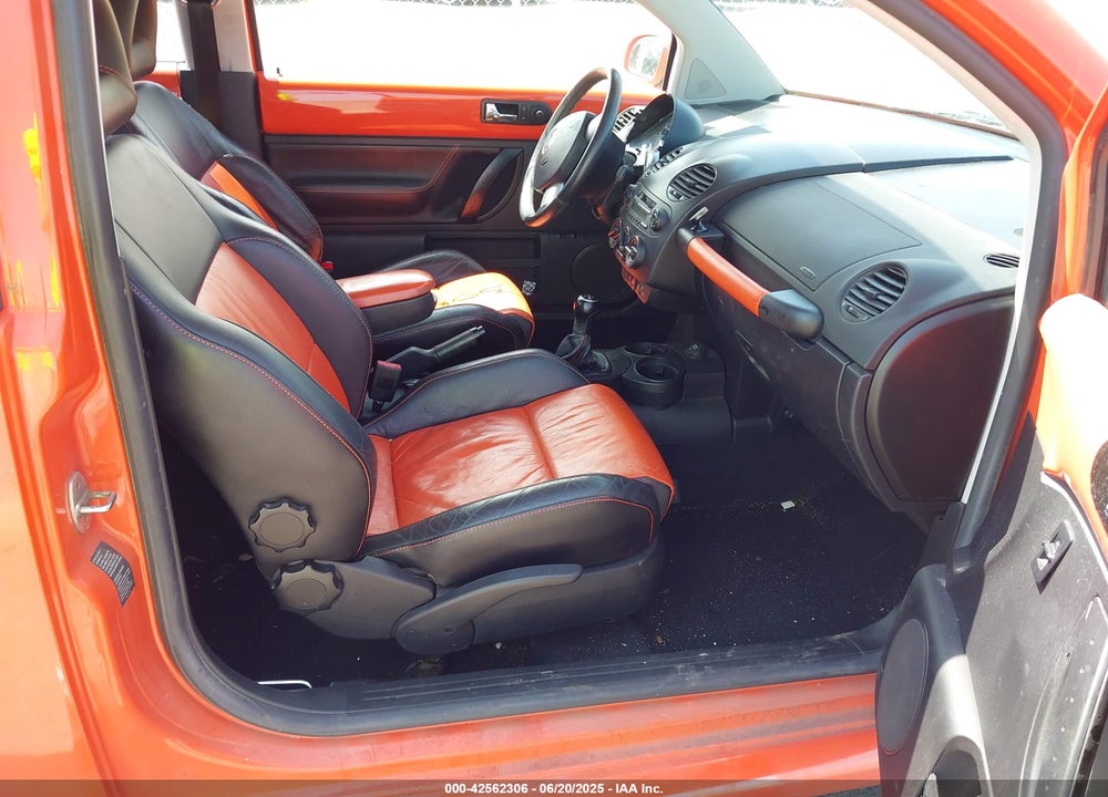 2002 VOLKSWAGEN NEW BEETLE GLS 1.8L TURBO VIN: 3VWCD21C42M423232