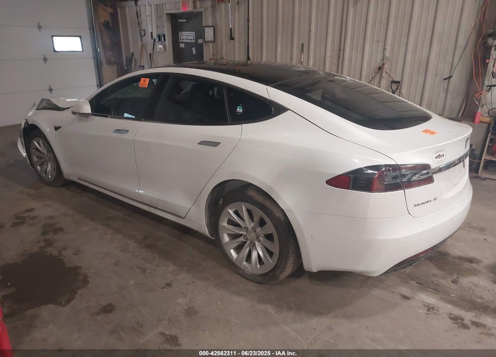 2018 TESLA MODEL S VIN: 5YJSA1E22JF293103