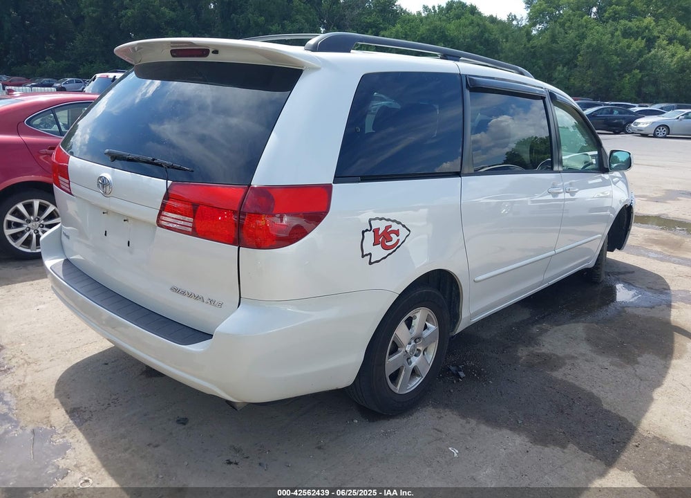 2005 TOYOTA SIENNA XLE VIN: 5TDZA22C65S289185