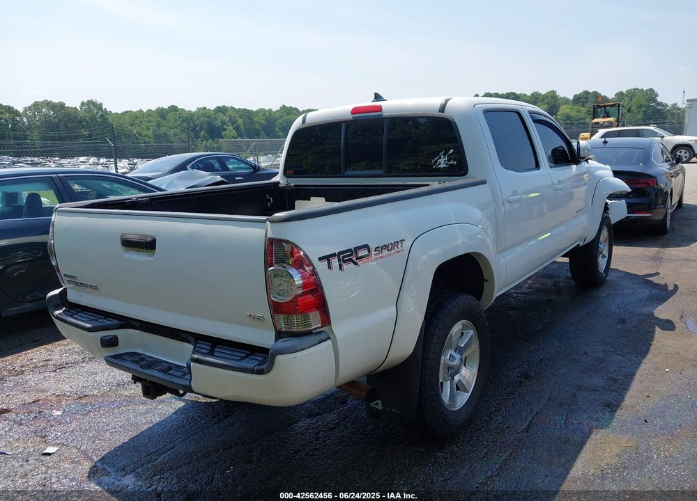 2014 TOYOTA TACOMA VIN: 5TFLU4EN0EX086728