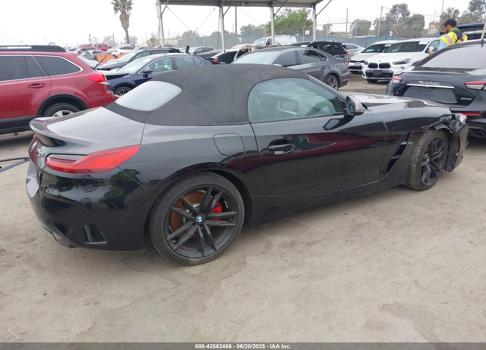 2022 BMW Z4 VIN: WBAHF9C08NWX88691