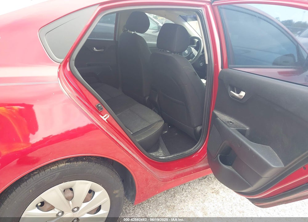2018 KIA RIO S VIN: 3KPA24AB7JE079892