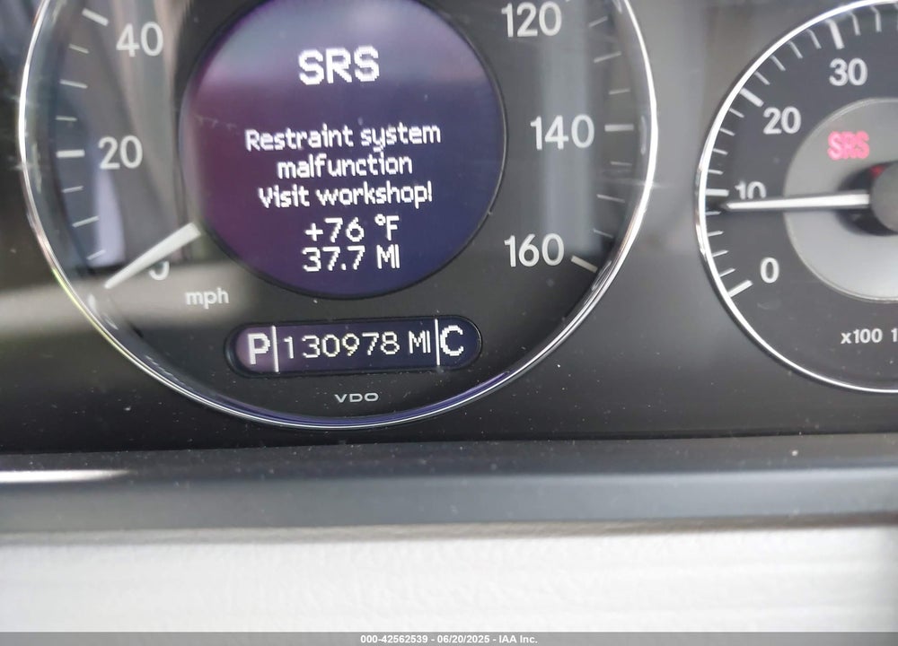 2004 MERCEDES-BENZ E 320 VIN: WDBUF65J84A407101