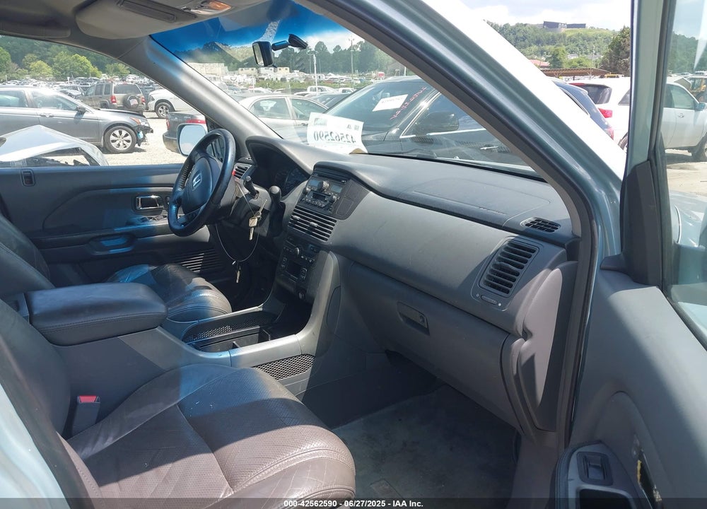 2003 HONDA PILOT EX-L VIN: 2HKYF18533H000184