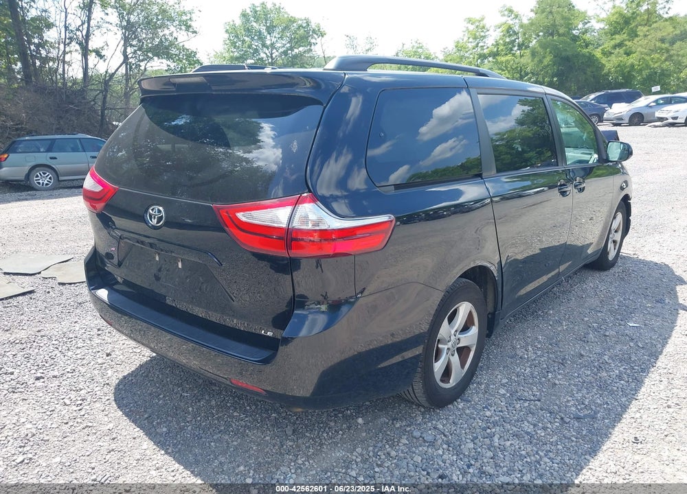 2017 TOYOTA SIENNA LE 8 PASSENGER VIN: 5TDKZ3DC6HS835498