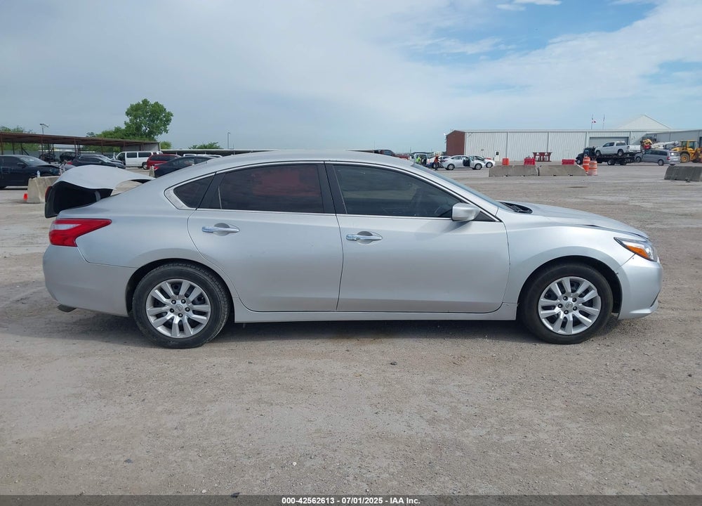 2017 NISSAN ALTIMA 2.5/2.5 S/2.5 SL/2.5 SR/2.5 SV VIN: 1N4AL3AP6HN302700