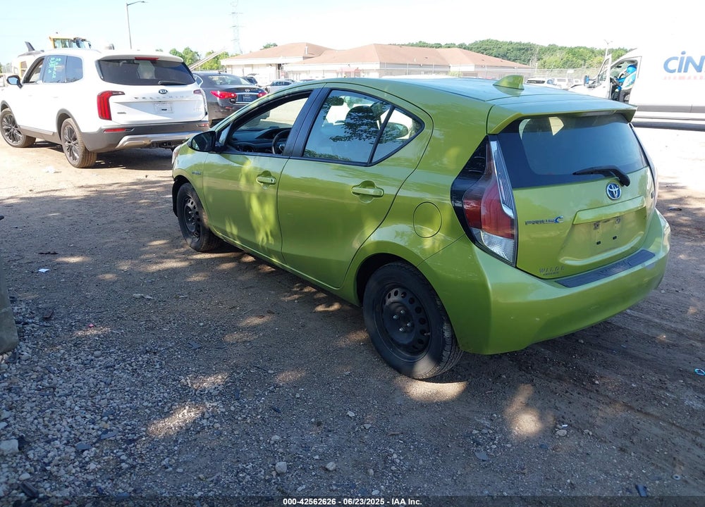 2015 TOYOTA PRIUS C TWO VIN: JTDKDTB38F1104969