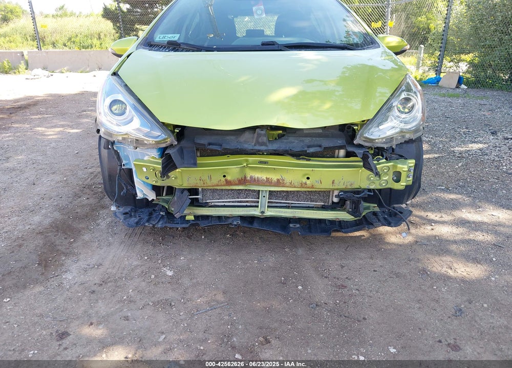 2015 TOYOTA PRIUS C TWO VIN: JTDKDTB38F1104969