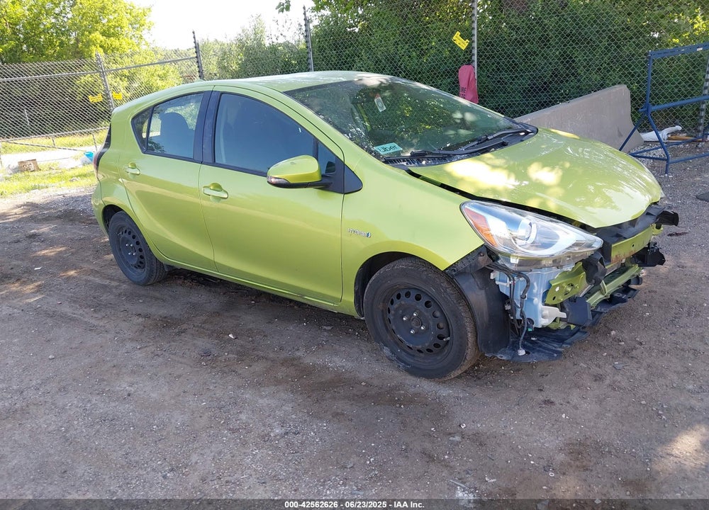 2015 TOYOTA PRIUS C TWO VIN: JTDKDTB38F1104969