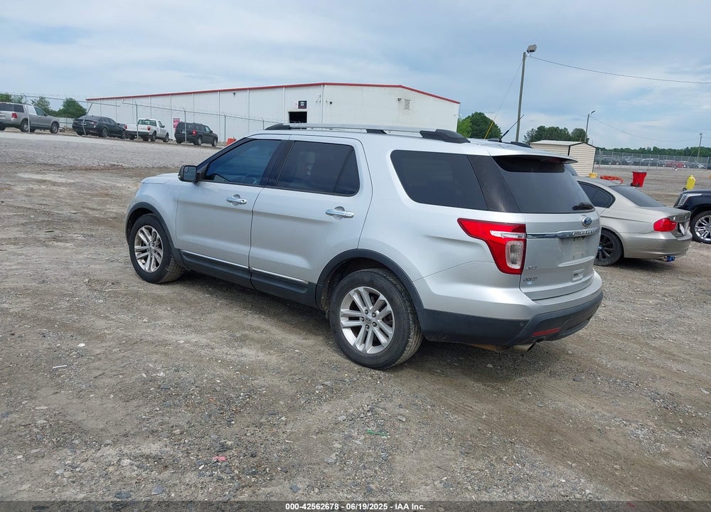 2011 FORD EXPLORER XLT VIN: 1FMHK7D8XBGA67720