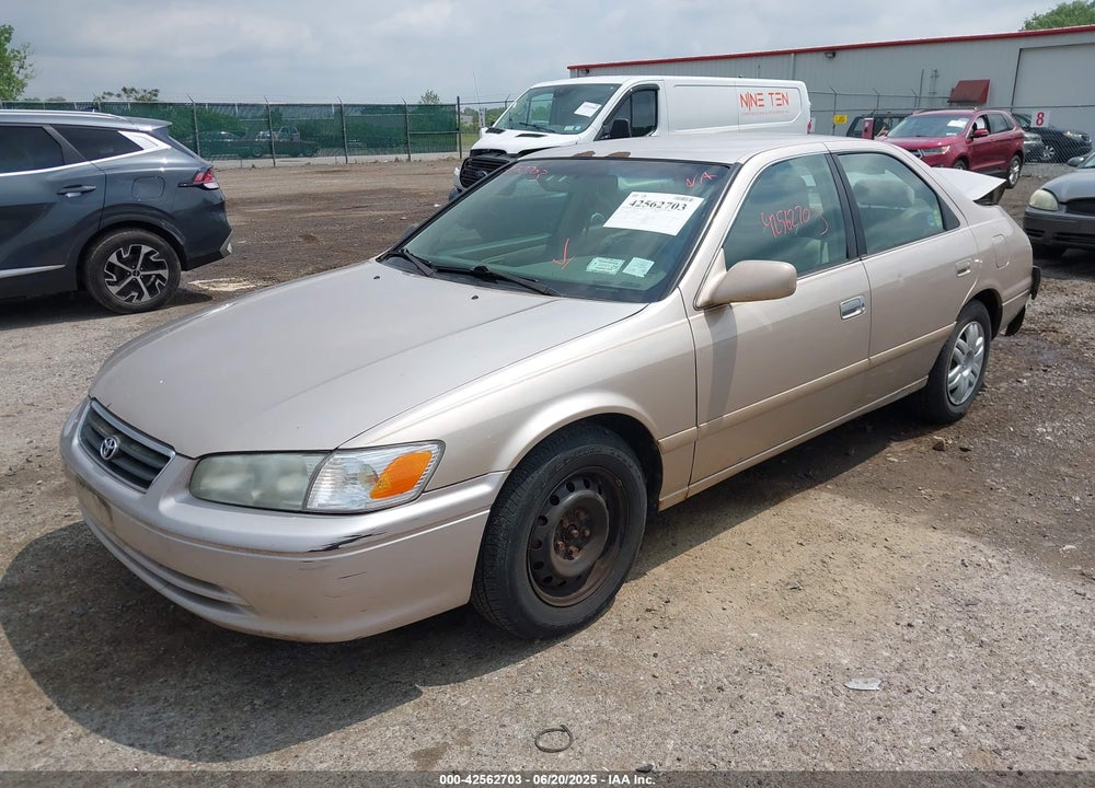2001 TOYOTA CAMRY LE VIN: 4T1BG22K61U826274