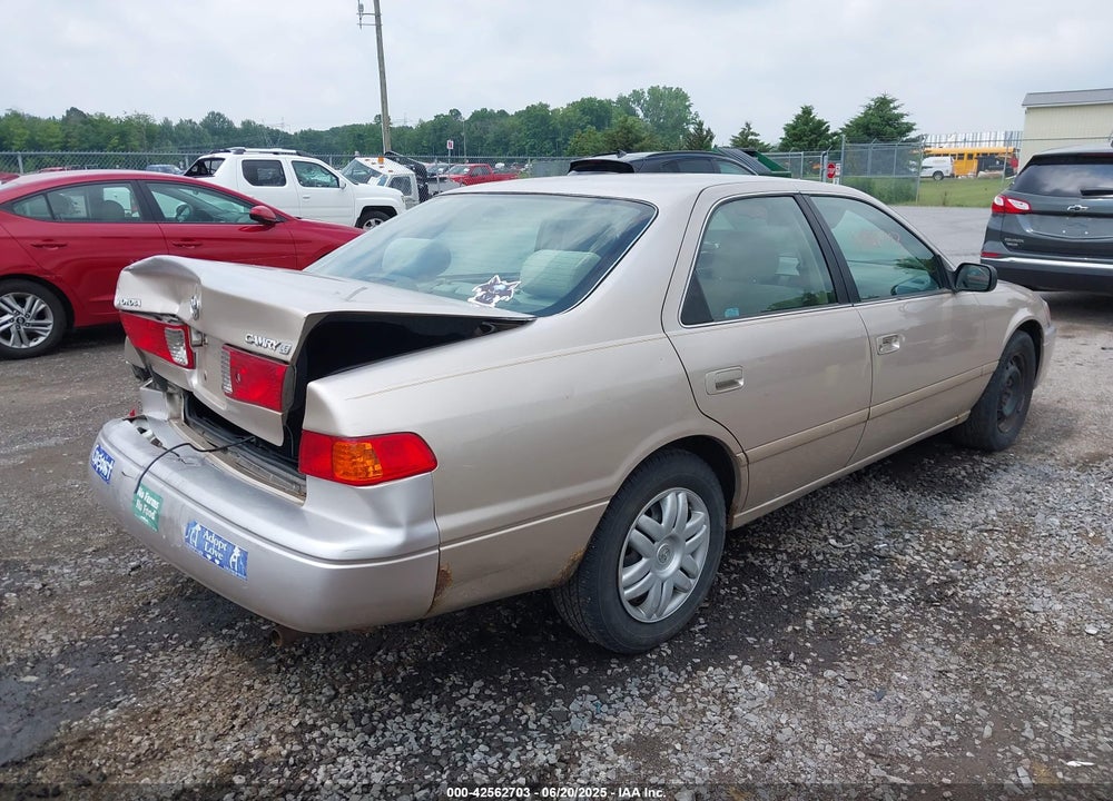 2001 TOYOTA CAMRY LE VIN: 4T1BG22K61U826274
