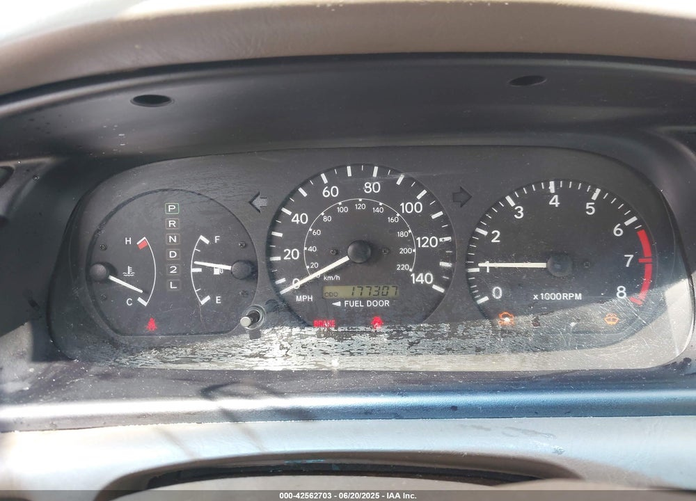 2001 TOYOTA CAMRY LE VIN: 4T1BG22K61U826274