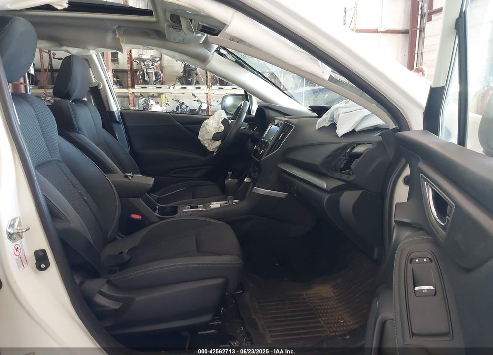 2019 SUBARU FORESTER VIN: JF2SKAEC1KH555444