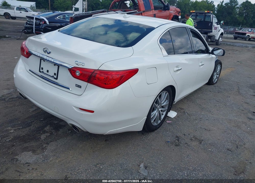 2015 INFINITI Q50 VIN: JN1BV7AP4FM330923