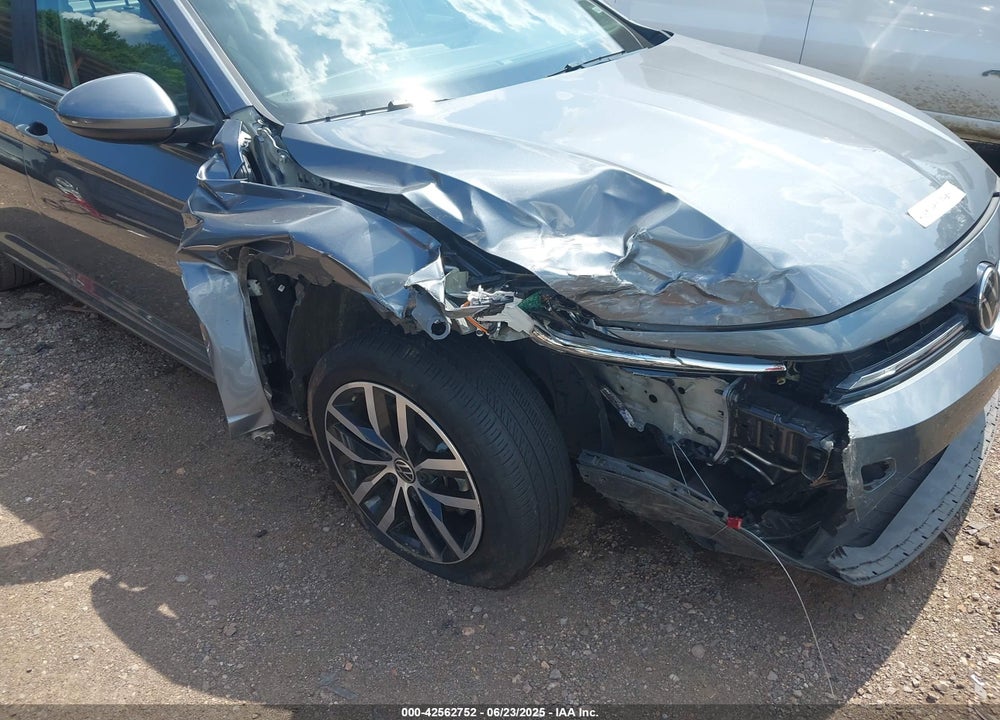 2025 VOLKSWAGEN JETTA 1.5T SE VIN: 3VW7X7BUXSM017727