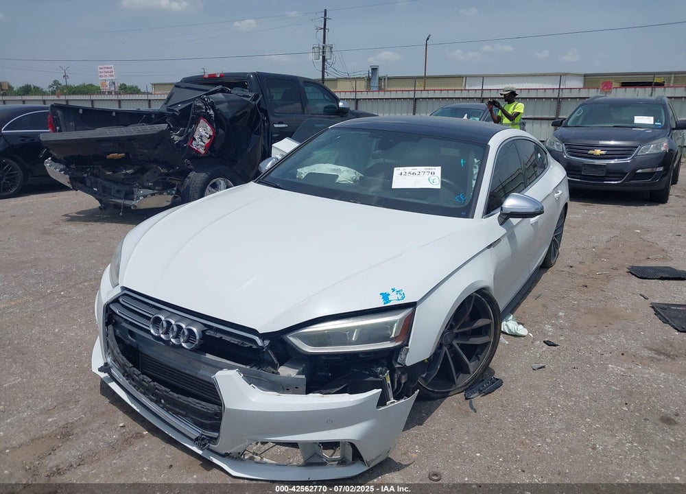 2018 AUDI S5 VIN: WAUC4CF56JA059634