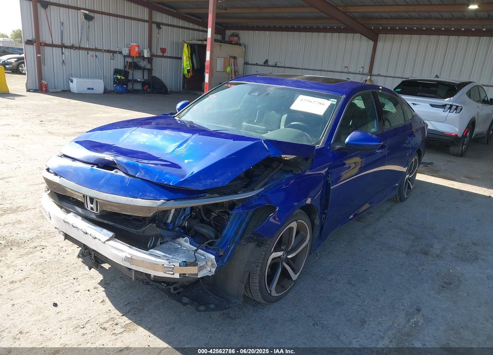 2018 HONDA ACCORD VIN: 1HGCV2F34JA051557