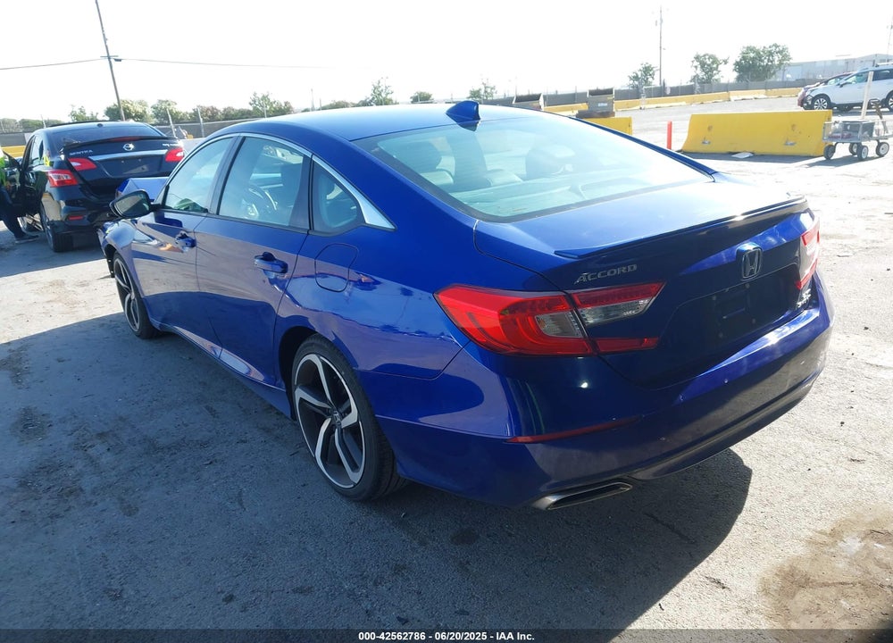 2018 HONDA ACCORD VIN: 1HGCV2F34JA051557