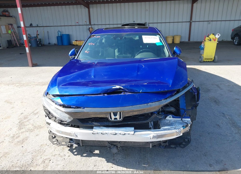 2018 HONDA ACCORD VIN: 1HGCV2F34JA051557