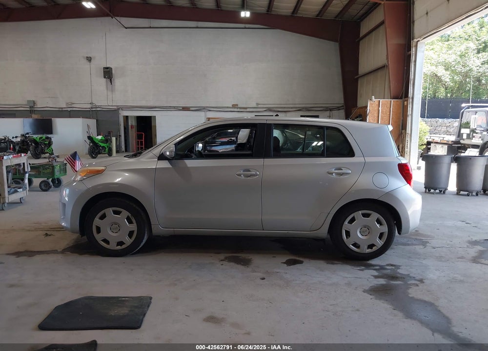 2009 SCION XD VIN: JTKKU10439J046122