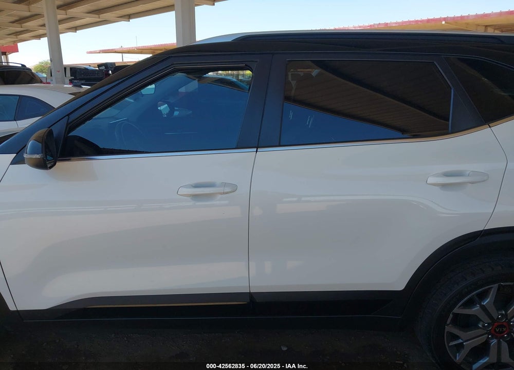 2021 KIA SELTOS VIN: KNDEUCA24M7092299