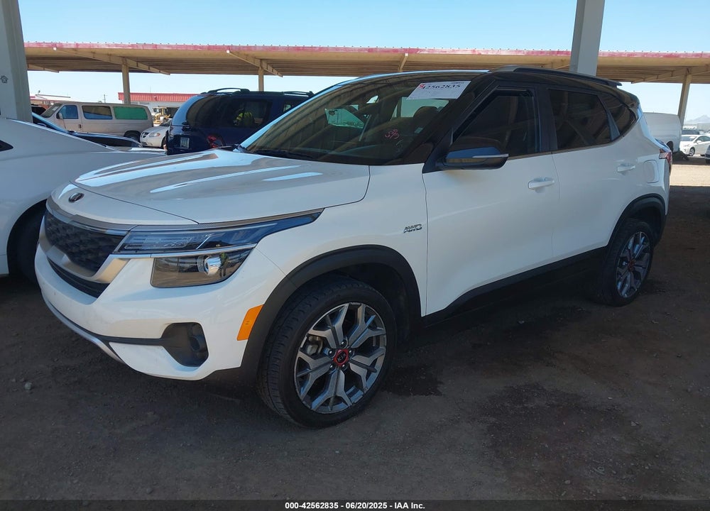 2021 KIA SELTOS VIN: KNDEUCA24M7092299