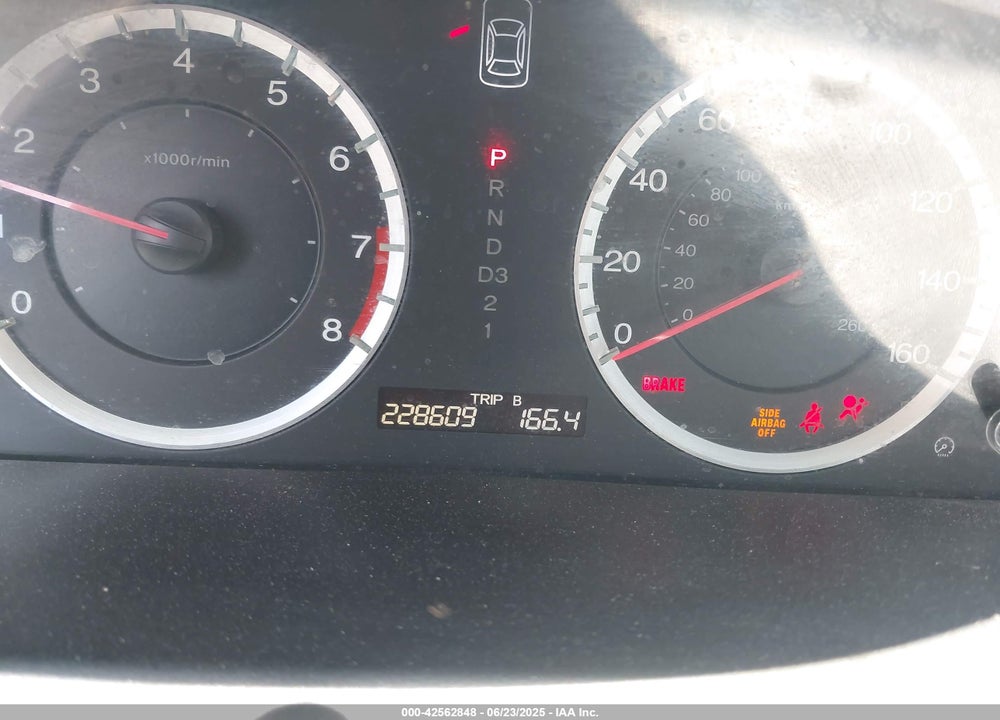 2008 HONDA ACCORD VIN: JHMCP26398C065380
