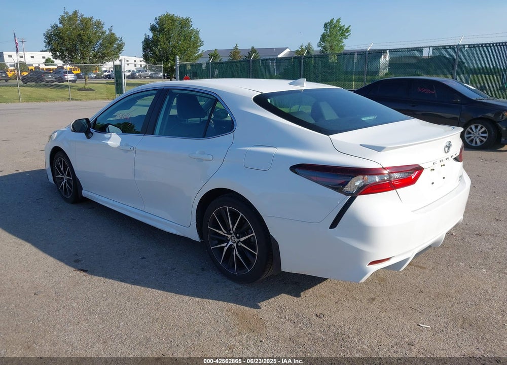2024 TOYOTA CAMRY VIN: 4T1G11BK6RU121908