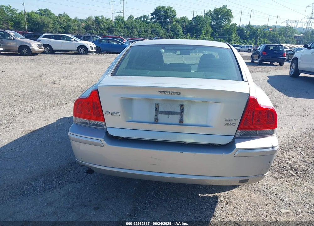 2005 VOLVO S60 2.5T AWD VIN: YV1RH592X52478479