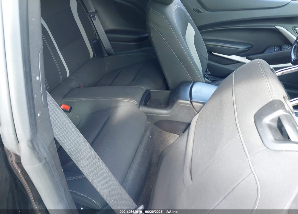 2019 CHEVROLET CAMARO VIN: 1G1FA1RX1K0113416