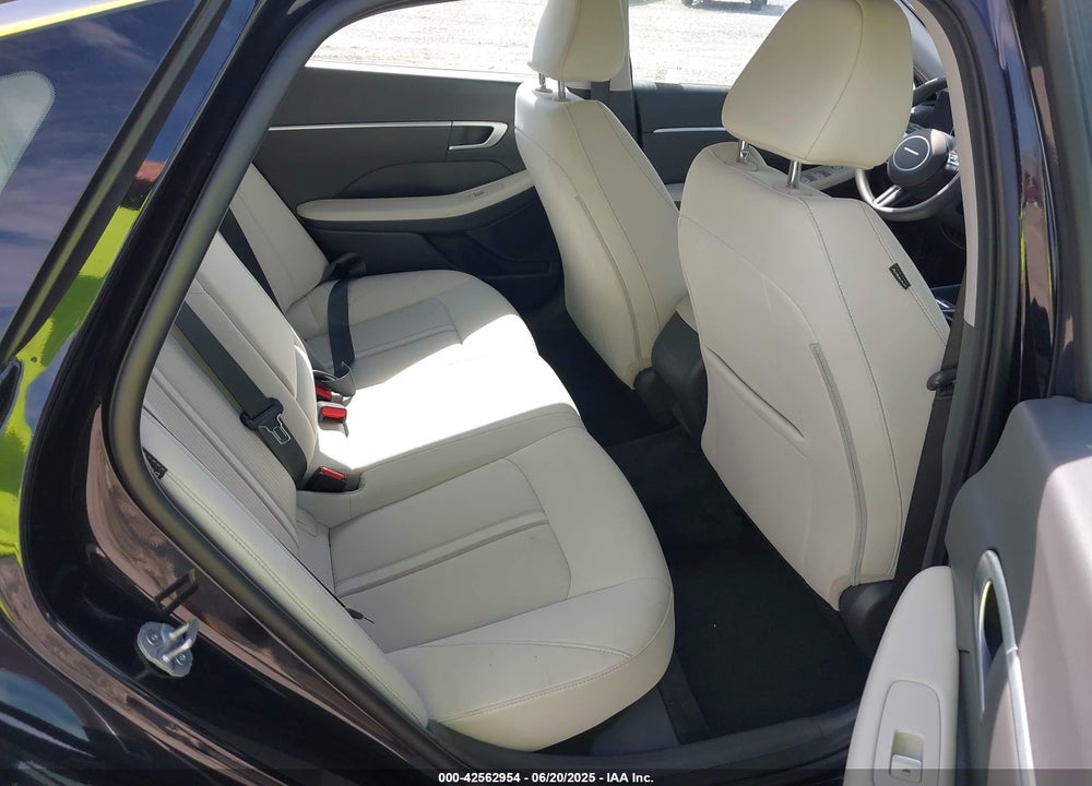 2025 HYUNDAI SONATA SEL VIN: KMHL64JA8SA439997