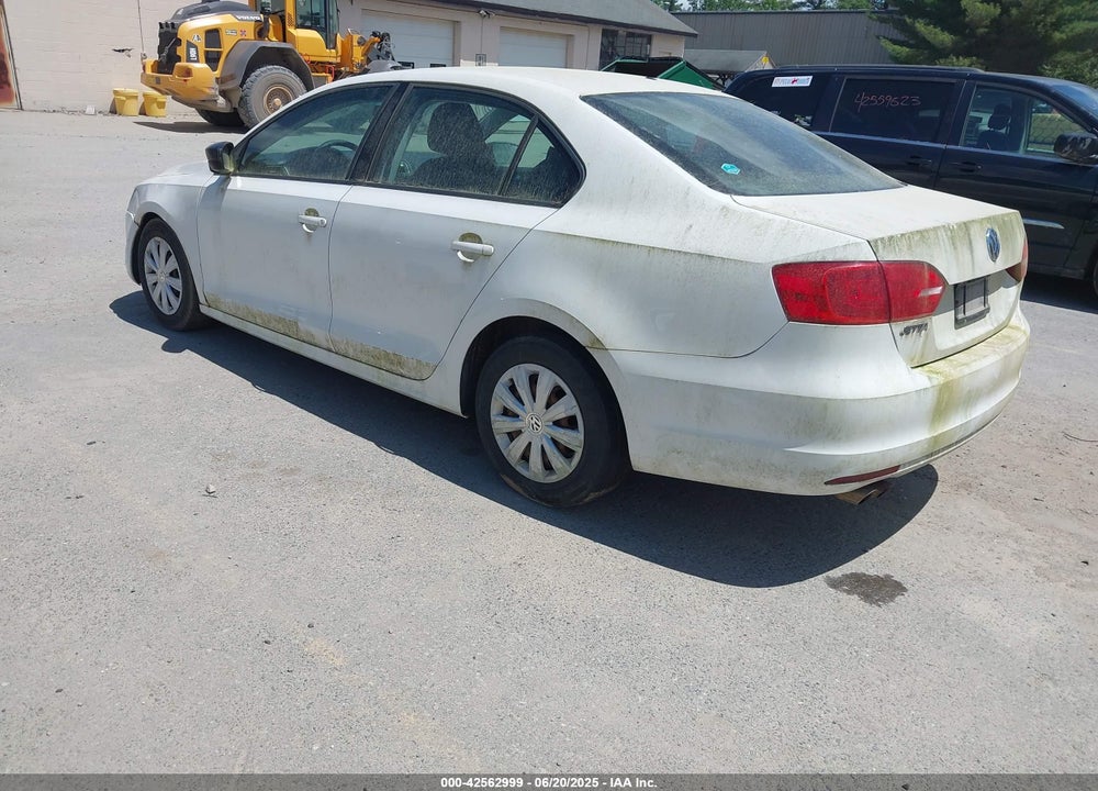 2013 VOLKSWAGEN JETTA VIN: 3VW2K7AJ9DM265129