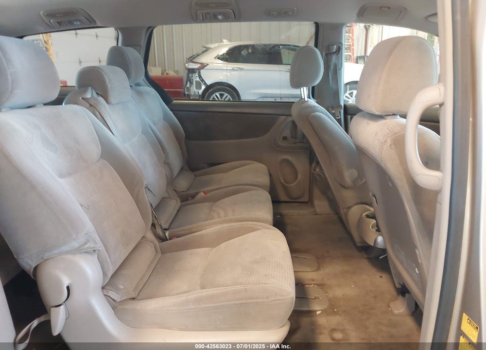 2007 TOYOTA SIENNA LE VIN: 5TDZK23C57S030072