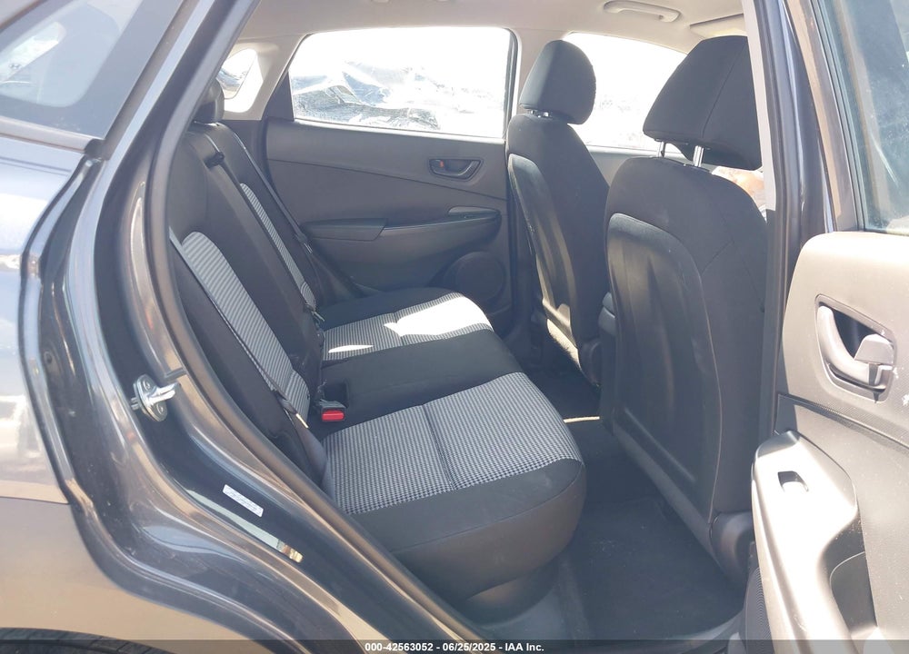 2022 HYUNDAI KONA VIN: KM8K2CAB8NU804109