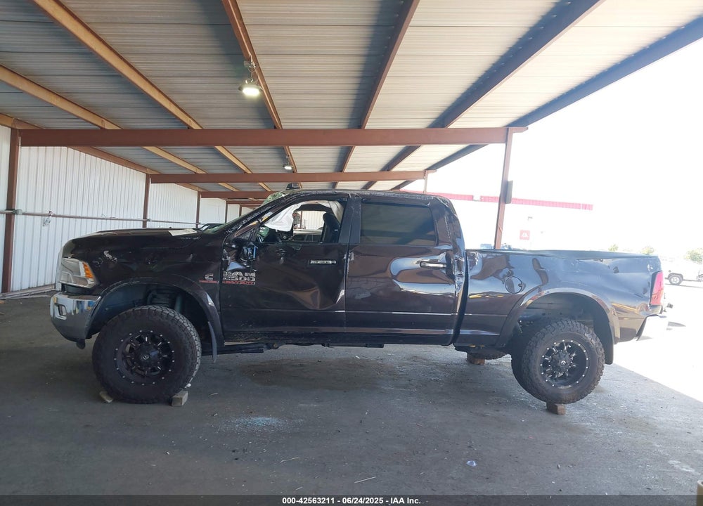 2017 RAM 2500 BIG HORN 4X4 6'4 BOX VIN: 3C6UR5DL7HG537102
