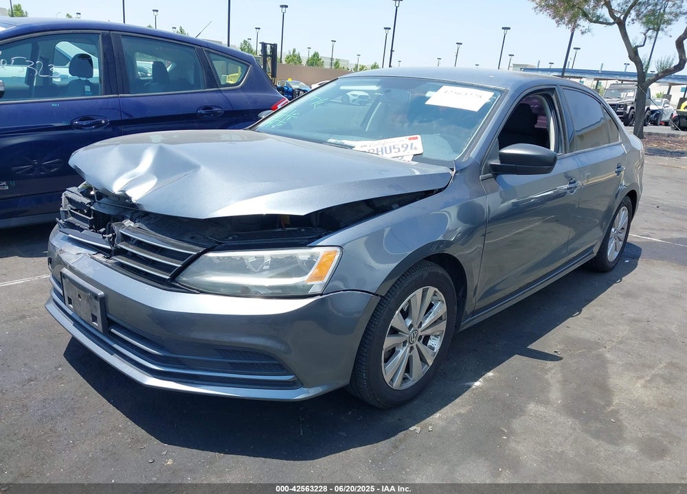 2016 VOLKSWAGEN JETTA VIN: 3VW267AJ2GM375562